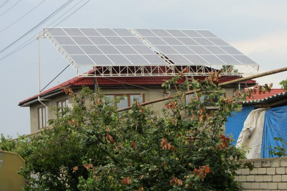 Небезопасная установка солнечных батарей на крыше