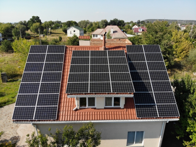Солнечная электростанция мощностью 30 кВт под зеленый тариф в с. Гнедин, Киевская область