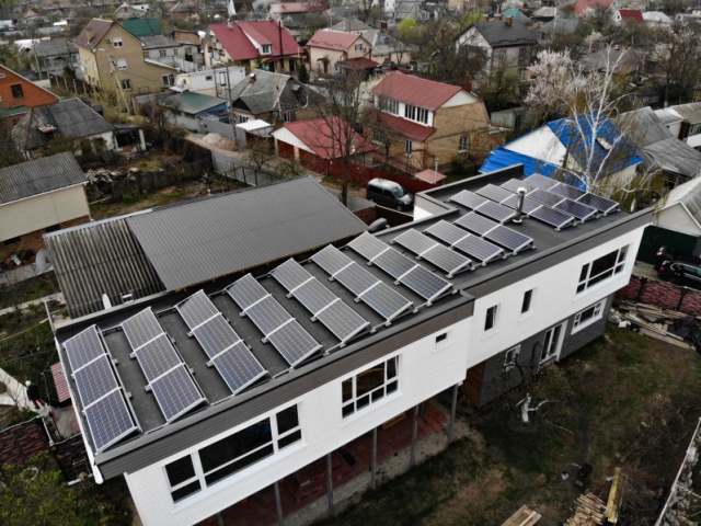Солнечная электростанция 15 кВт под Зеленый тариф на балластной конструкции в г. Бровары