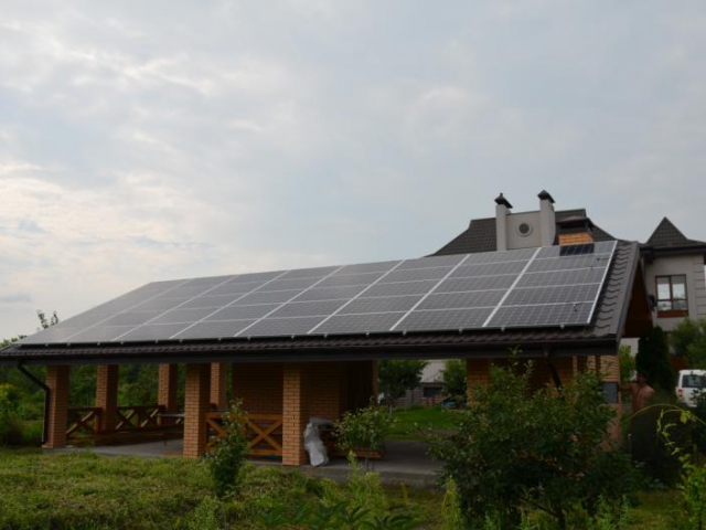 Солнечная электростанция для дома мощностью 12 кВт в Княжичах, Киевская область