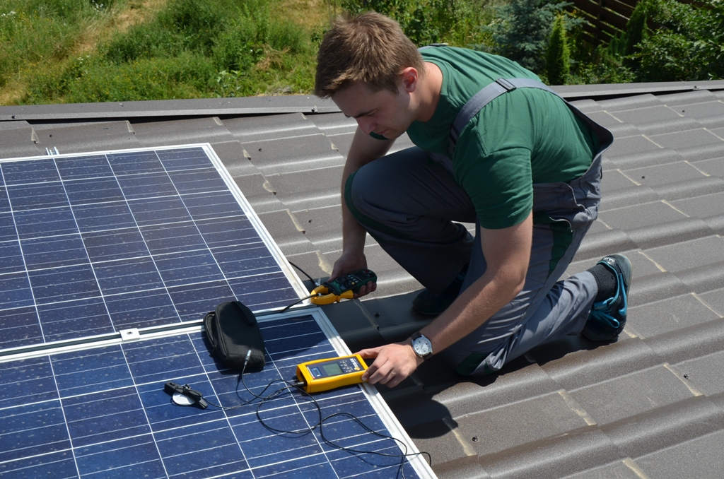 Измерение производительности солнечных батарей